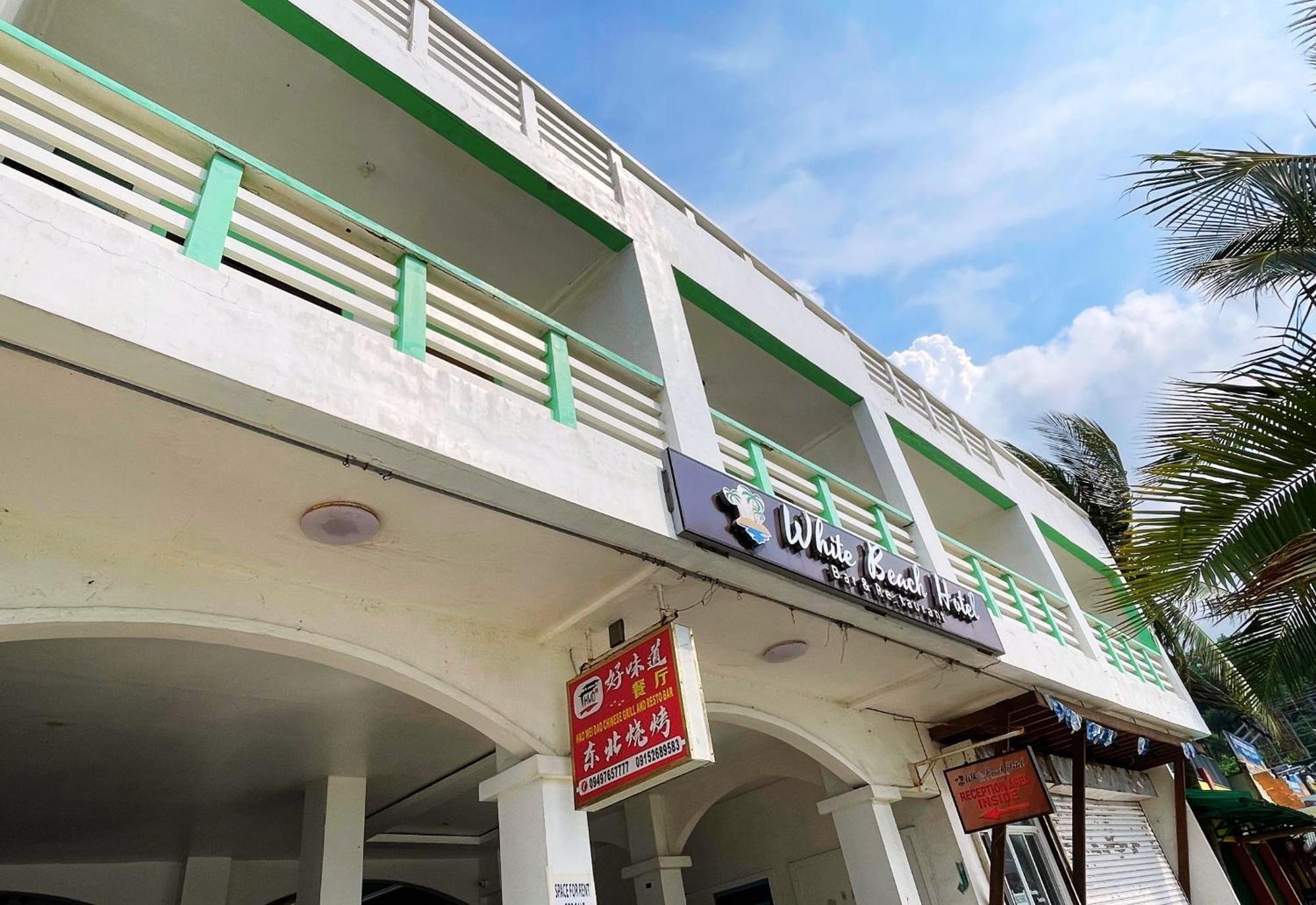 White Beach Hotel Puerto Galera Powered By Cocotel Eksteriør bilde